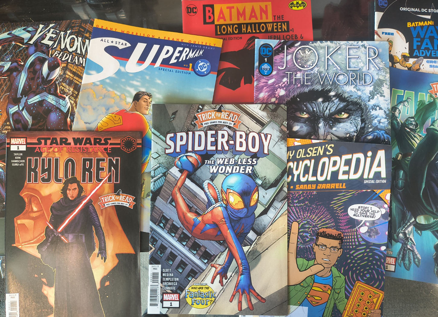 Mystery Bag of 9 Superman/Batman Day/Trick R Read + Bonus Item!